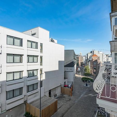De Zwemmer - Practical, Optimized App With Garage Ostend Exterior photo